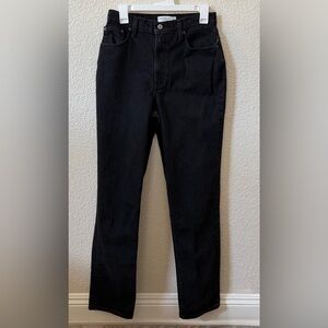 A&F size (28) 6(X Long)90s straight ultra highrise distressed black 33” Ins TALL